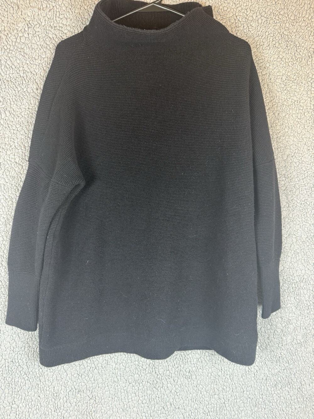 Free People Ottoman Slouchy Tunic Sweater size XS Black Pullover Long
